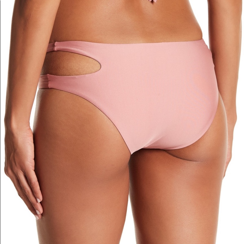 Splendid Art Deco Side Cutout Bikini Bottom - Picture 3 of 6
